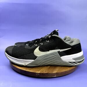 MENS NIKE METCON 7 SIZE 15 BLACK/ PURE PLATINUM